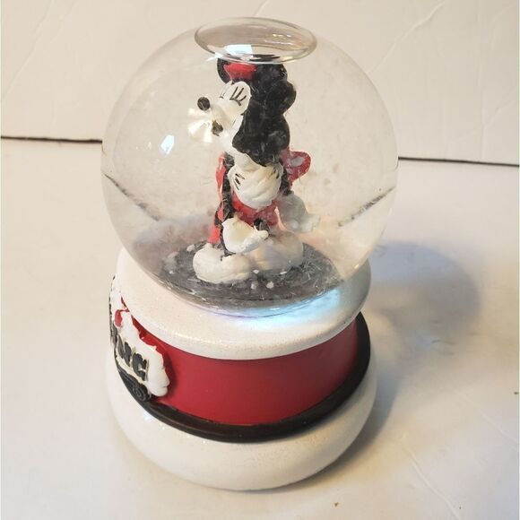 Kcare Mickey Mouse & Minnie Mouse Musical Snowglobe Dreaming of You - Picture 7 of 9